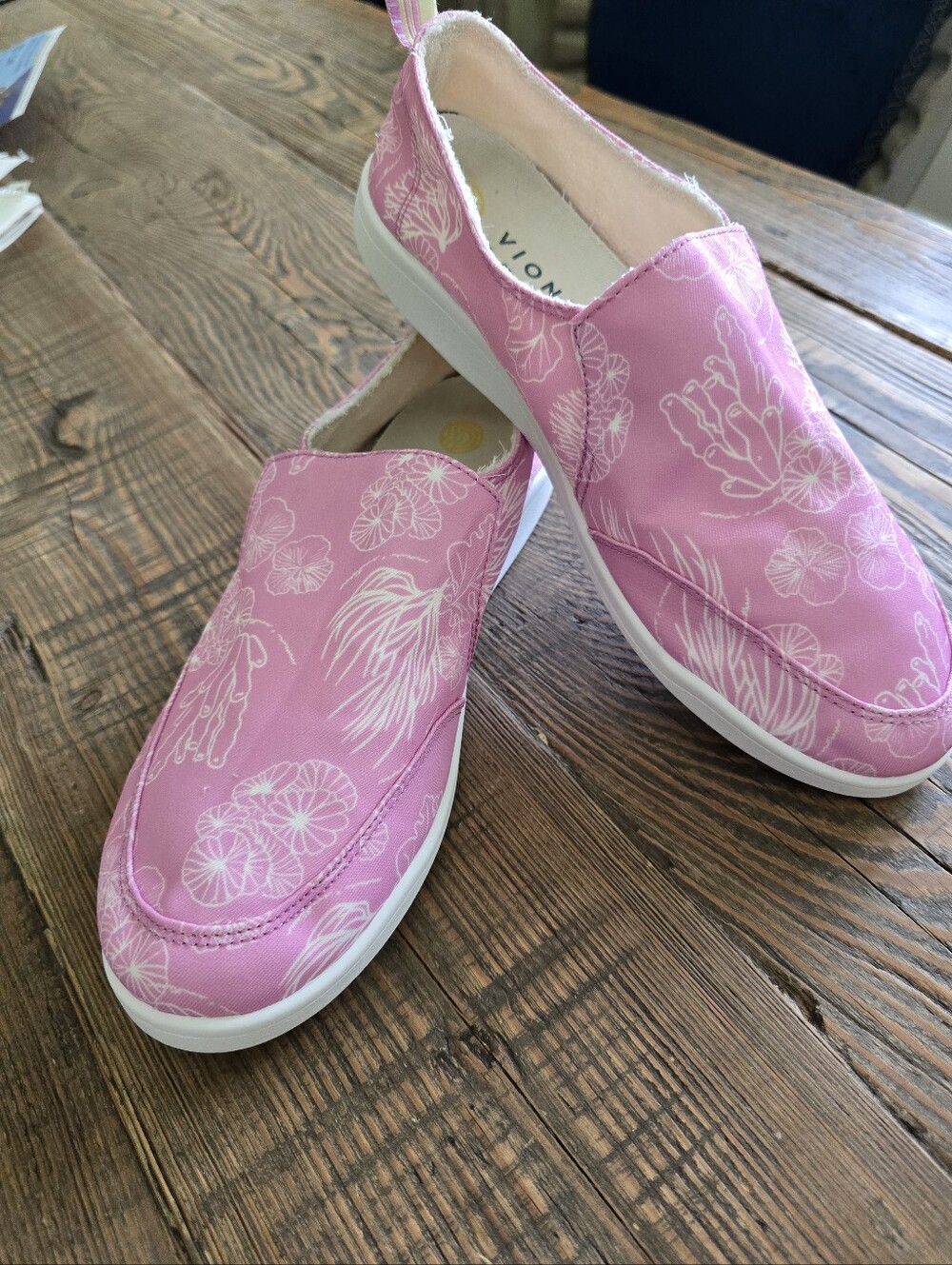 Vionic Pink Floral Slip-On Sneakers Size 8
